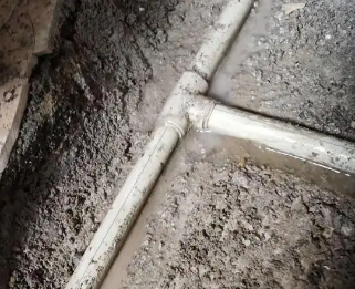 万山漏水维修电话