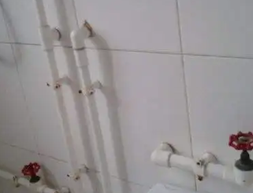 万山水管维修多少钱